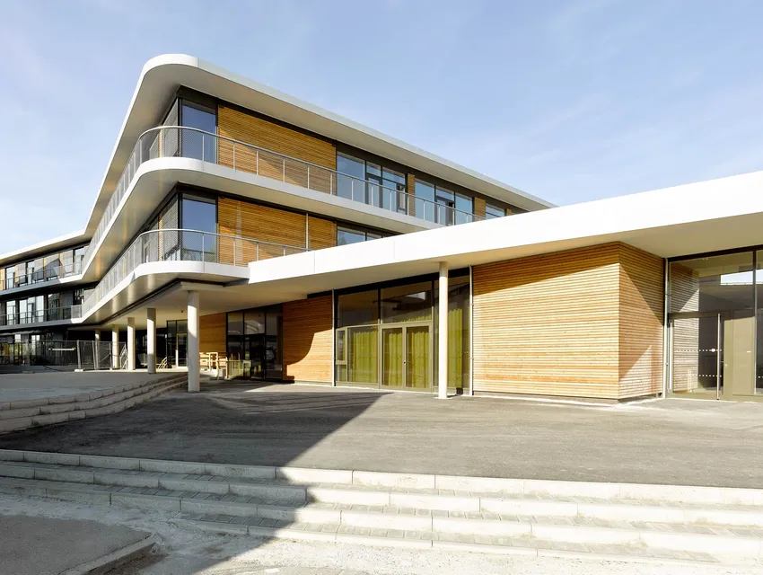 Nouveau Bâtiment  École Secondaire