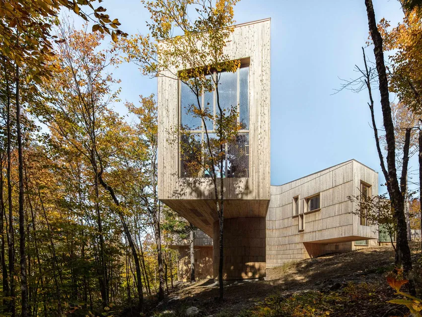 Tekαkαpimək Contact Station