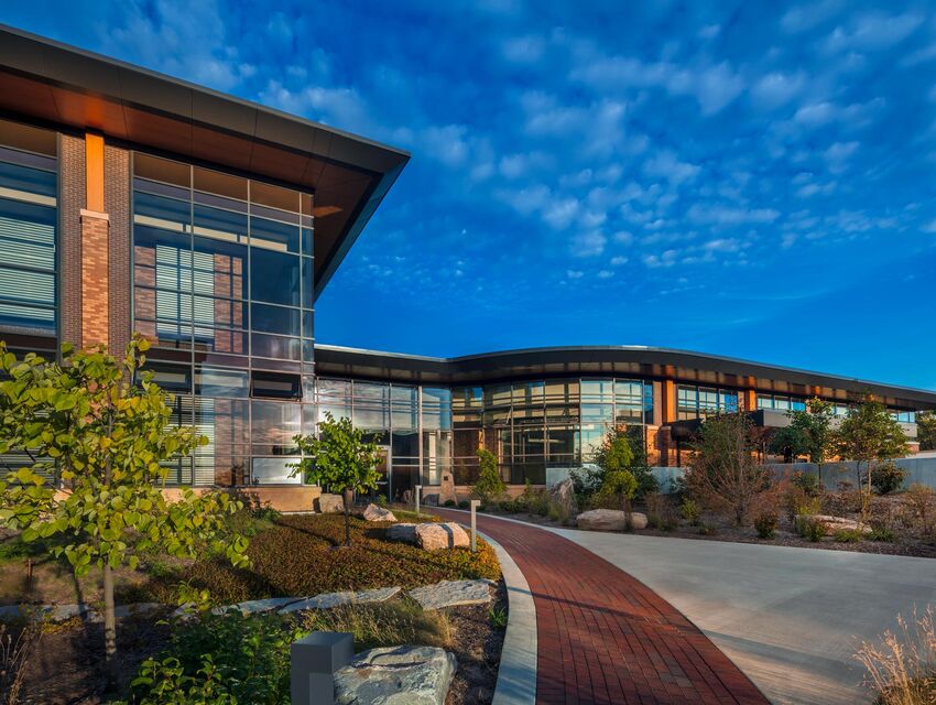 Research & Development Facility Kornberg Center